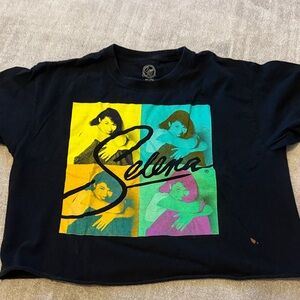 Selena graphic crop top